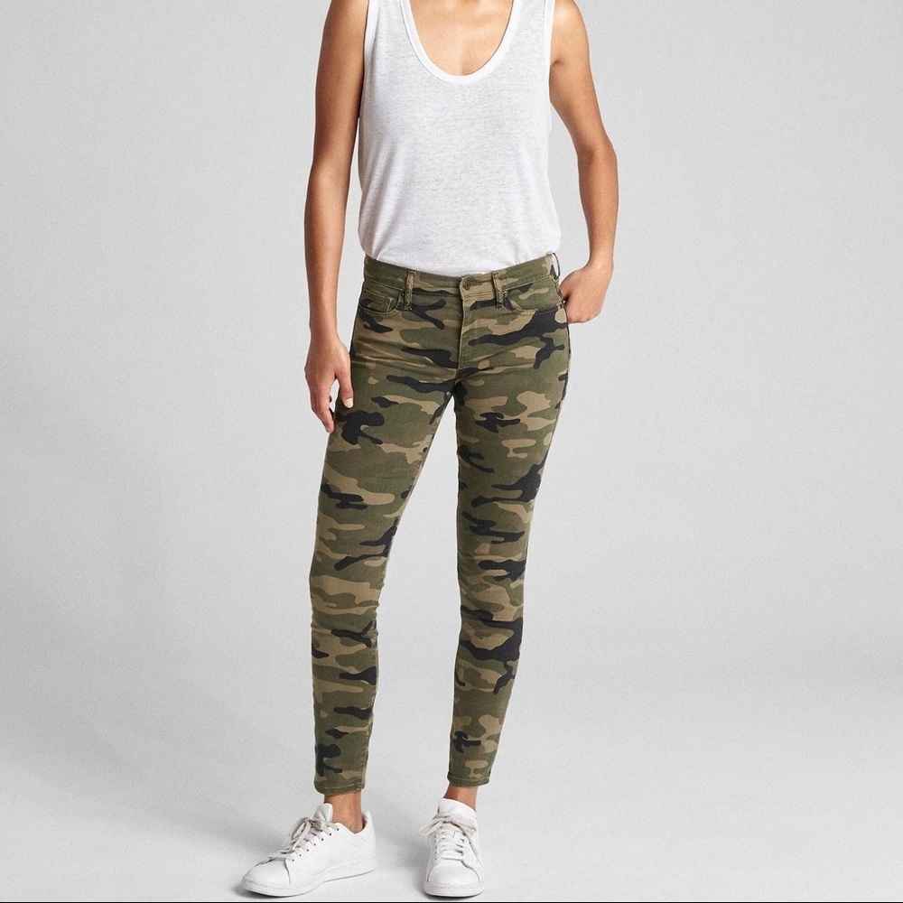 GAP Camo Jeans